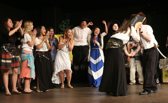 AP Spanish students line up to take their final bow and cheer on their fellow classmates as the Spanish play comes to an end.