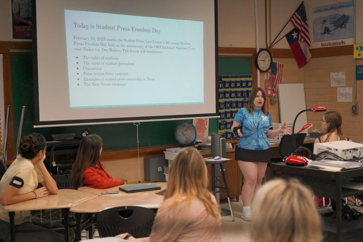 As part a weeklong awareness campaign, Shield co-editor-in-chief Alice Scott presents to Jennifer Richters AP U.S. History class about student press censorship and the New Voices movement.